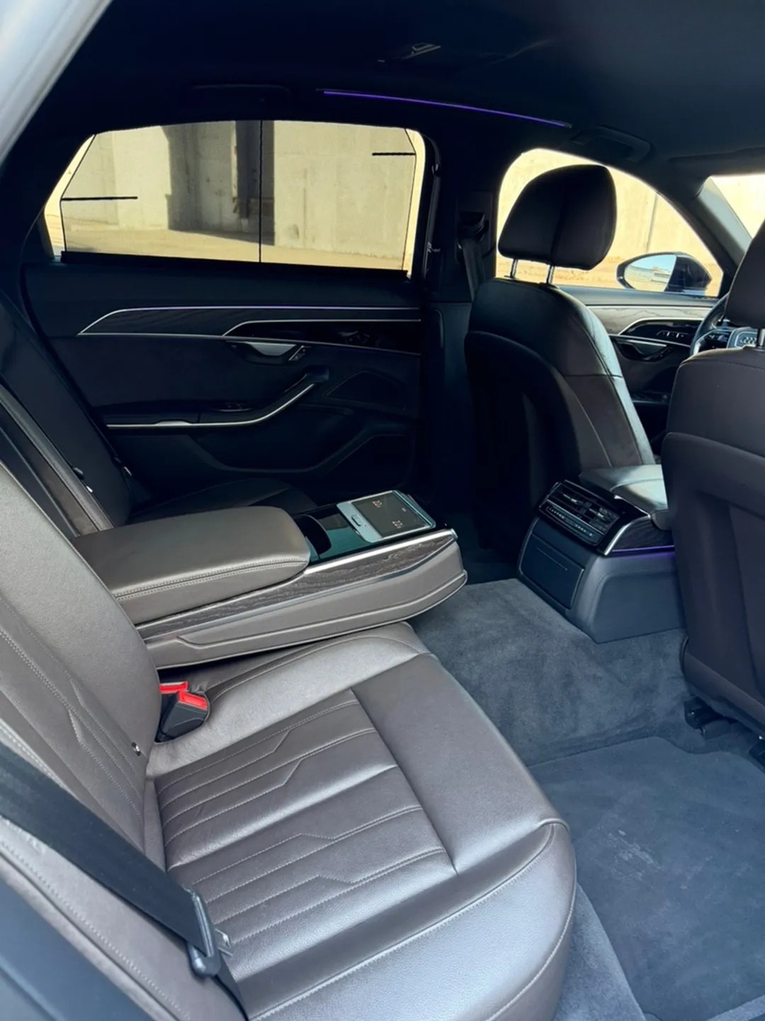 Audi A8 S-Line — фото 10
